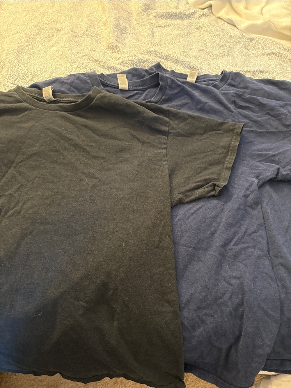 Gildan Short Sleeve Crewneck Tee - 1 Black & 2 Navy